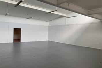 Retail Site with High Foot Traffic!