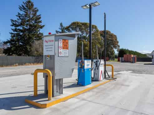 7326 State Highway 1, Ward