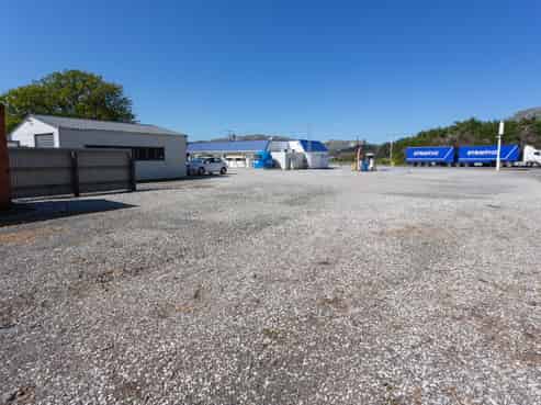 7326 State Highway 1, Ward