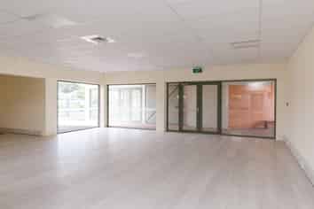 Suburban retail and office leasing opportunities 