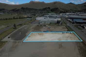 Vendor wants SOLD! - Last chance in Portlink