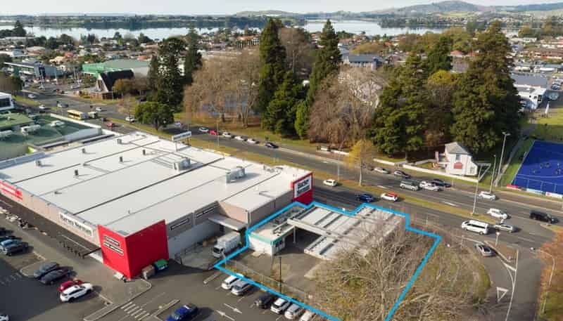 705 Cameron Road, Tauranga South