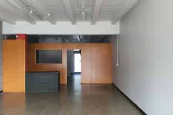 High Profile Browns Bay Retail For Lease