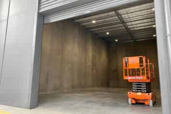 TOP CLASS INDUSTRIAL UNIT