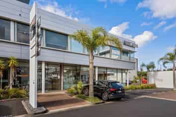 FIRST FLOOR APOLLO OFFICE - 207M²