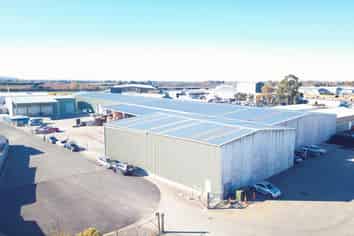 Substantial high stud industrial