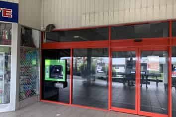 Retail Space at Royal Heights Shopping Centre!