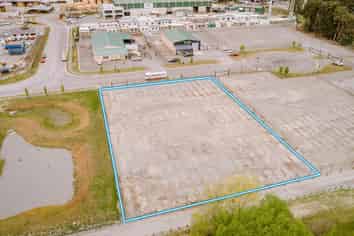 Brand New 782sqm Warehouse/Office Airport Location