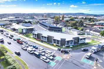 RETAIL UNIT FOR SALE