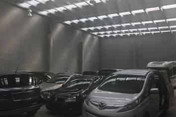 FOR SALE - Warehouse with high stud