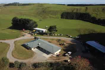 6132 Pouto Road, Pouto