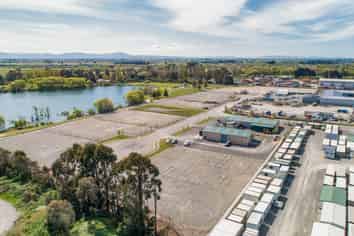 Freehold Industrial Options - Airport Location