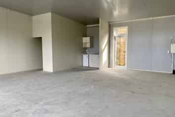 APOLLO RETAIL ON THE RISE