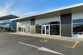 APOLLO RETAIL ON THE RISE