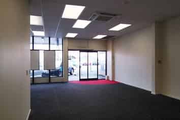 Main Road in Royal Oak 