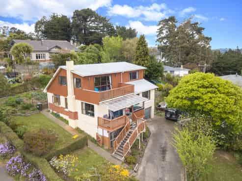 22 District Road, Roseneath