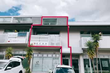 119m² office for sale in Albany