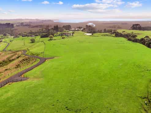 15 Slater Road, South Head