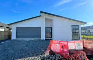 51 John Fair Drive, Wainui