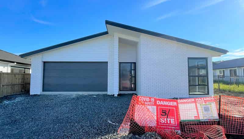 51 John Fair Drive, Wainui