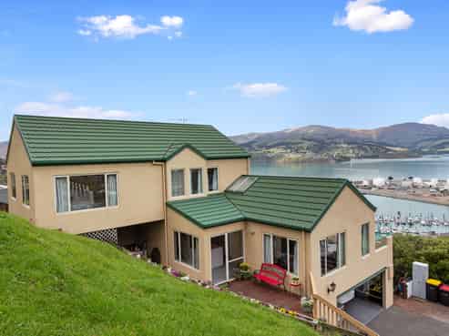 16 Dudley Road, Lyttelton