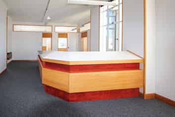 FANTASTIC CENTRAL SPACE - FOR LEASE