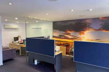PROFESSIONAL OFFICE INVESTMENT/OWNER OCCUPIER
