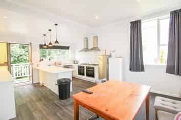 13 Russell Street, Dunedin Central