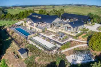  Te Arai Lodge, 51 Lake Road, Te Arai