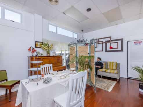 Lock And Leave Investment