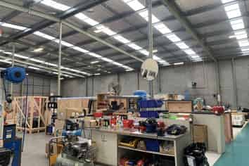 1,998sqm Industrial HQ