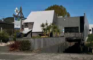 Industrial Workshop & Offices