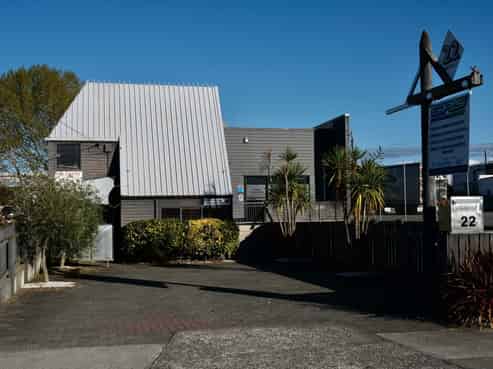 Industrial Workshop & Offices