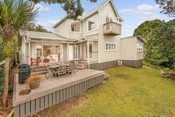 69 Ngataringa Rd, Devonport