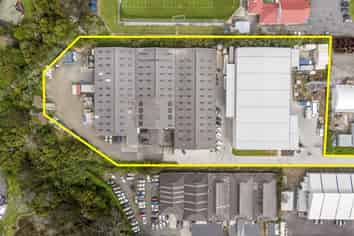 Spilt Risk Investment with Upside