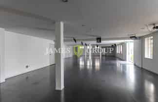 2,676sqm Warehouse & office - HUGE EXPOSURE