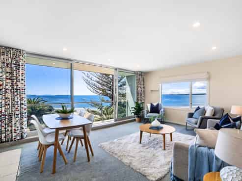 13/64 Milford Road, Milford