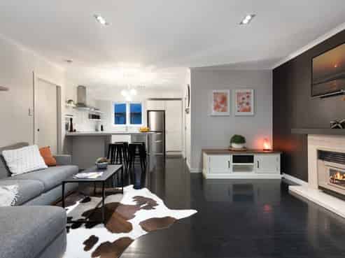 86 Bellevue Road, Brookfield