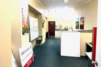 Office or retail on Ruataniwha Street