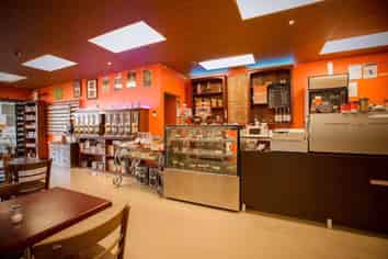 Life Style Cafe on Market!