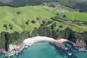 162B Whitipirorua Road, Whangamata