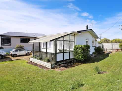 15 Marne Street, Riverton