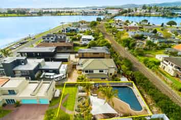 30A Harbour Drive, Otumoetai