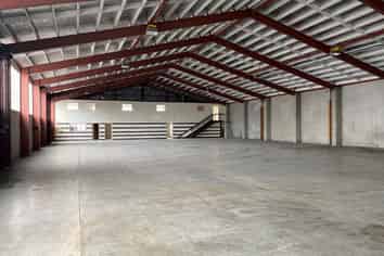1,048m² Kelvin Grove Warehouse For Lease