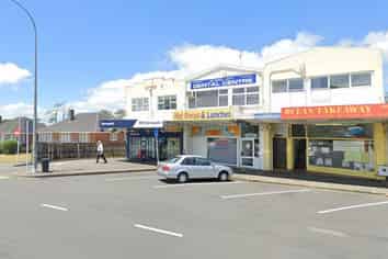 High Exposure Corner SIte!