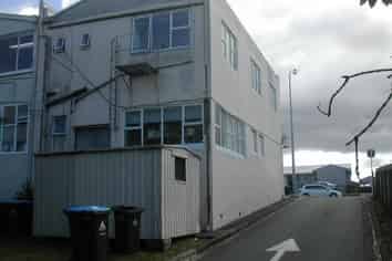 High Exposure Corner SIte!