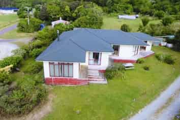 6-4 Golden Sands Road, Barrytown