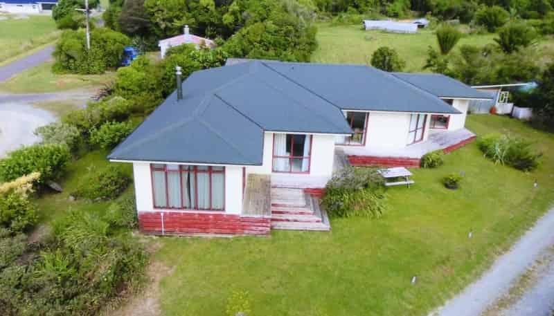 6-4 Golden Sands Road, Barrytown