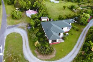 6-4 Golden Sands Road, Barrytown