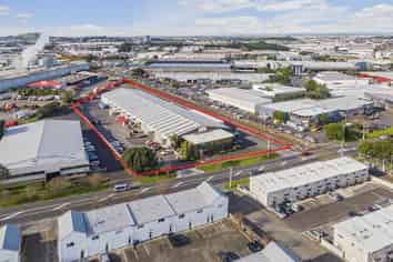 4,088M² BUILDING ON 11,375M² SITE